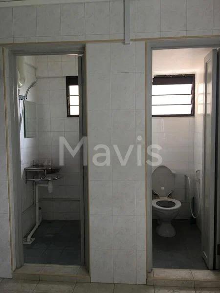 Jumbo HDB for Sale in  174 Lorong 1 Toa Payoh - Image 1